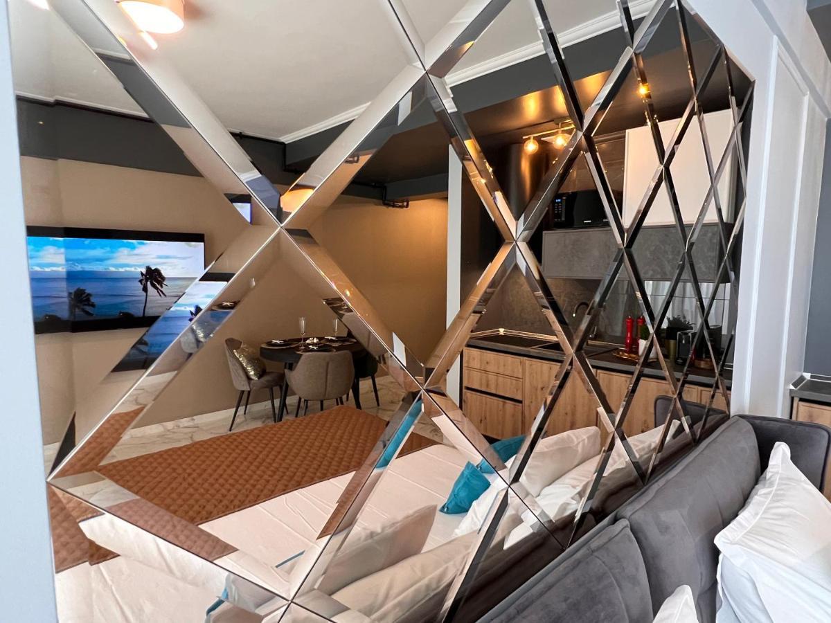 Blue Luxury Studio Mamaia Esterno foto