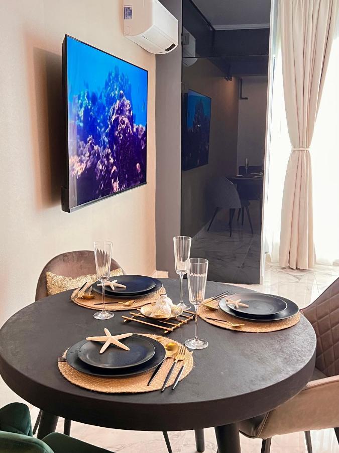 Blue Luxury Studio Mamaia Esterno foto